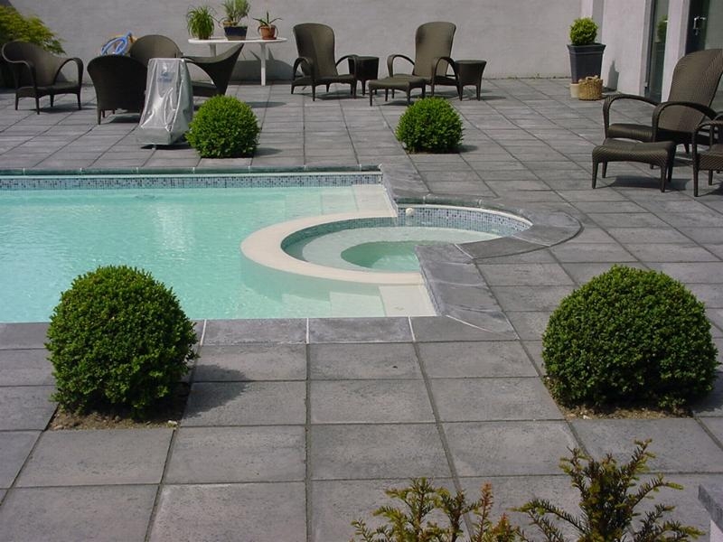 Zwembadconcepten – Signature Pools – lemm 20 36 focus op functionaliteit en vormgeving instap trap jacuzzi-zone